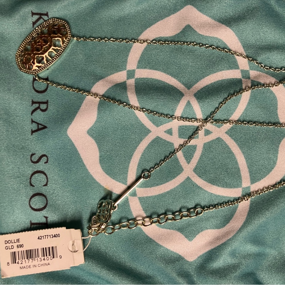 Kendra Scott two tone Dollie necklace NWT Gold and rose filigree